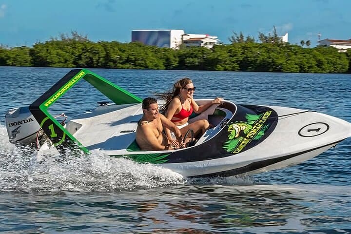 Speedboat Rush and Reef Snorkel in Cancun's Nichupté Lagoon
