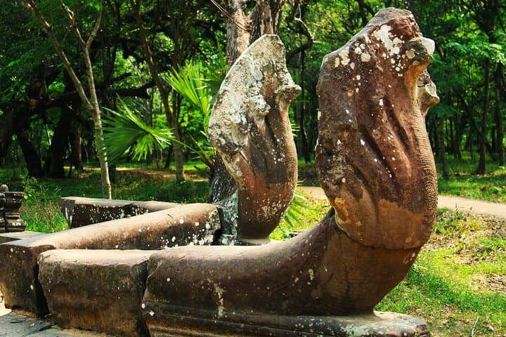 Banteay Srei & Beng Mealea: Private Day Tour from Siem Reap to Angkor's Carved Temples photo 3