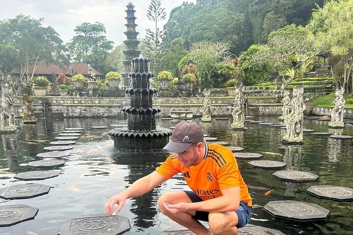 Ultimate Bali TikTok Tour: Lempuyang, Tukad Cepung & Rice Terraces in a Private Day Trip photo 4