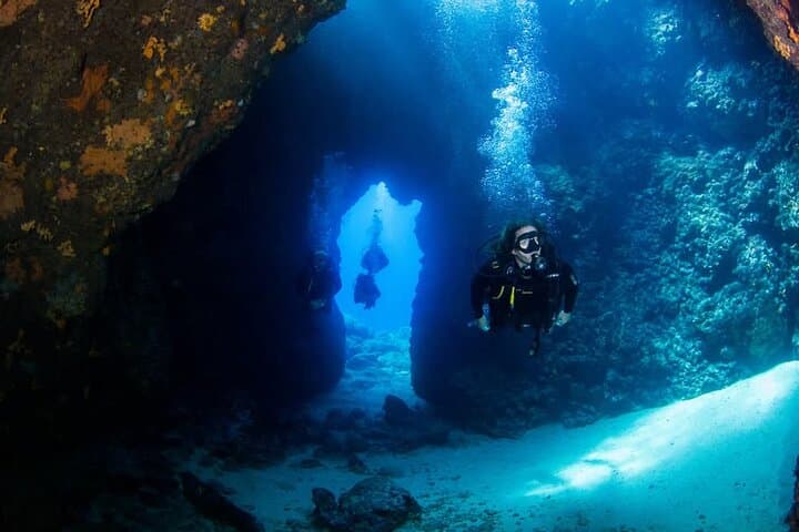Scuba Diving in Chania, Crete — Elephant Cave & SS Minnewaska Wreck