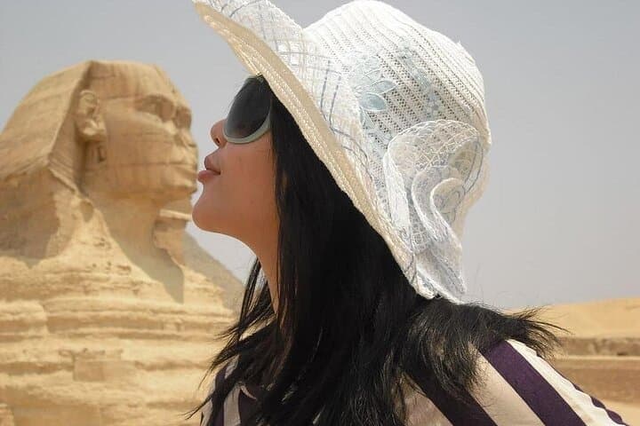 Dahabiya Nile Cruise and Cairo: 8-Day Ancient Egypt Immersion photo 3