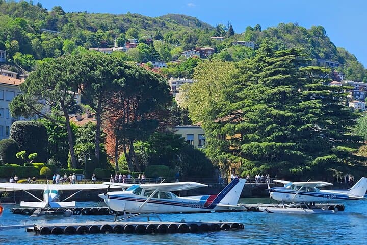 Como City Walking Tour and Lake Como Scenic Flight: Seaplane Views of Villa del Balbianello photo 2