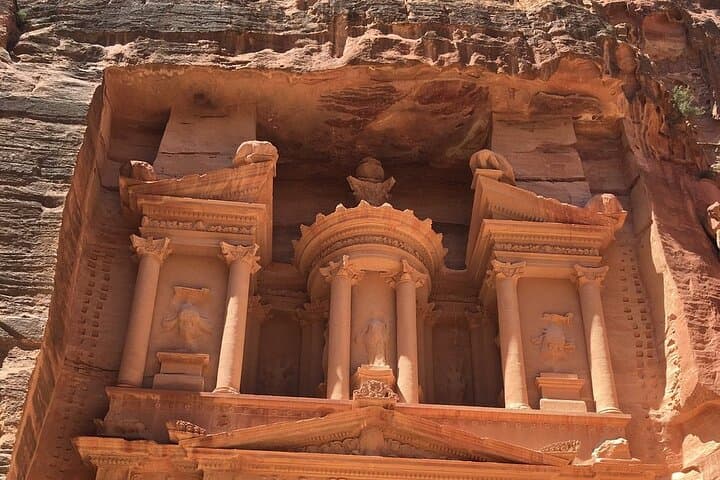 Petra and Wadi Rum: 2-Day VIP Bubble & 3-Hour Jeep Adventure from Amman photo 3