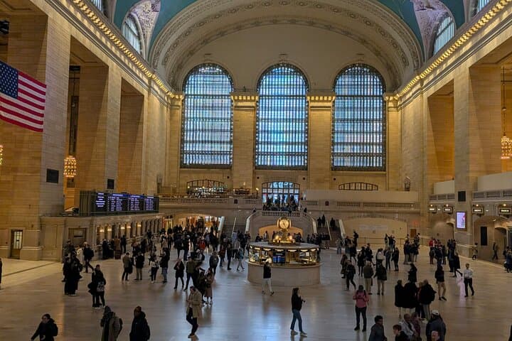 Midtown Manhattan Walking Tour: Empire State, Grand Central & Rockefeller Highlights photo 3