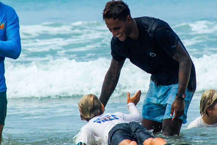Private Surf Lesson in Guanacaste — Personalized Coaching & Video Analysis