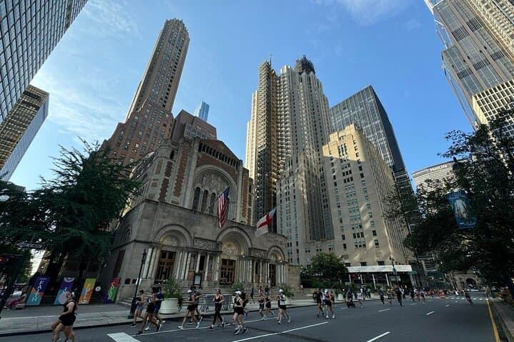 Park Avenue Modern Architecture Walking Tour: Midtown NYC Highlights photo 3