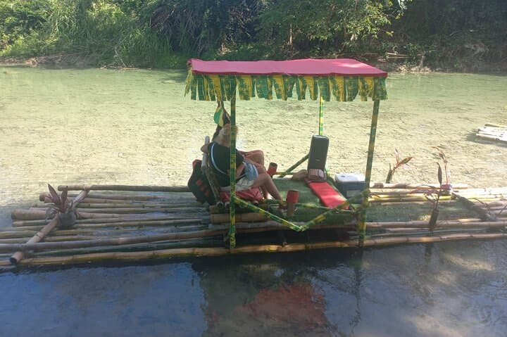 Rio Nuevo Bamboo River Rafting with Private Transportation from Ocho Rios photo 5