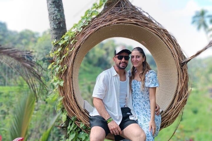 Explore Ubud Bali: Private Custom Tours to Waterfalls, Temples & Art Markets