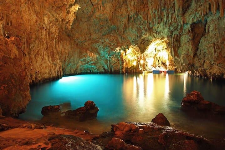Amalfi Coast Small-Group Cruise to the Emerald Grotto: Swim Caves & Amalfi Stop photo 3