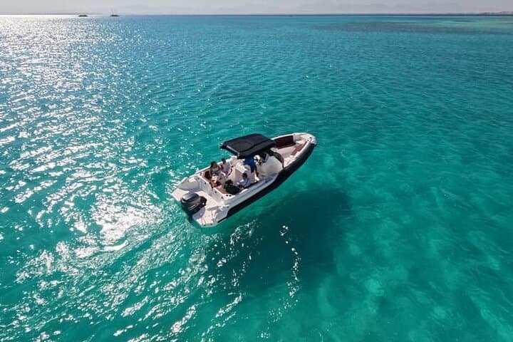 Private Speedboat to Magawish Island: Snorkel Red Sea Reefs from Hurghada