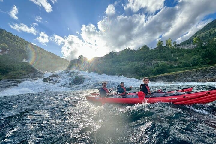 Guided Fjord Kayaking in Hellesylt: Paddle Sunnylvsfjorden & Geiranger photo 4