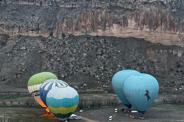 Sunrise Balloon Flight Over Ihlara Valley and Göreme photo 2