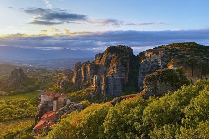 Private Meteora Monasteries and Thermopylae Day Tour from Athens photo 2