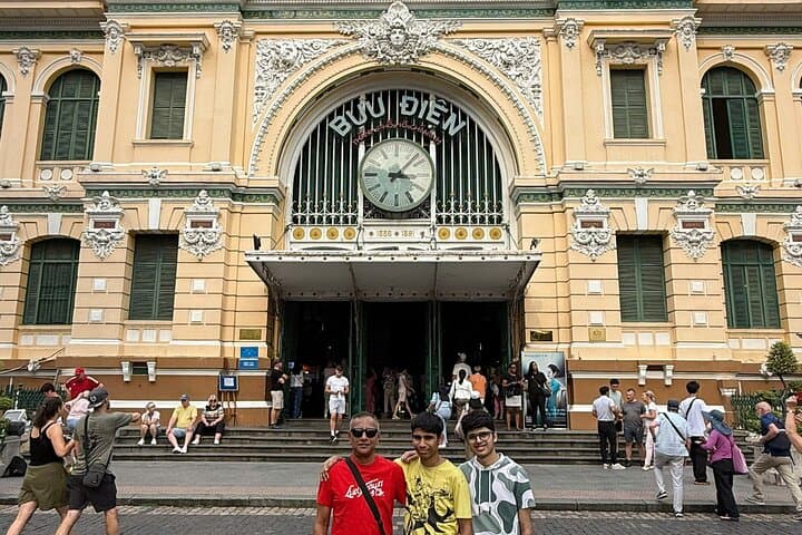 One-Day Ho Chi Minh City and Mekong Delta Cycling, Cooking & Kayak Adventure