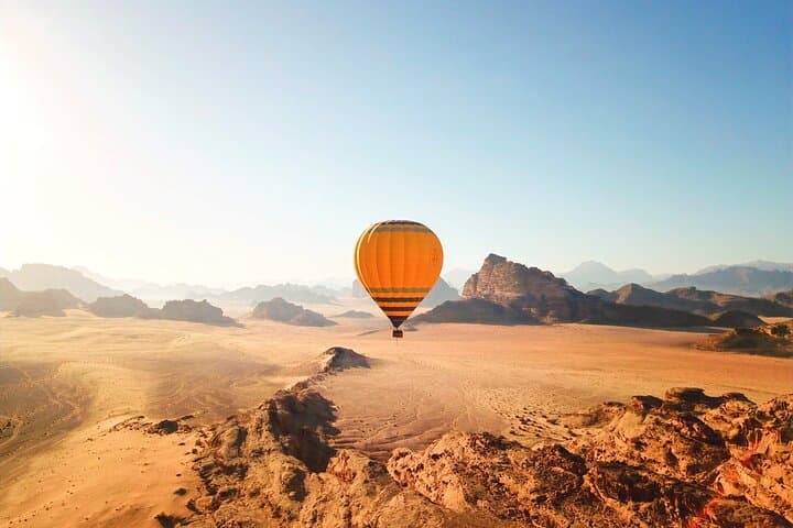 Wadi Rum Sunrise Hot Air Balloon Tour with Hotel Transfer