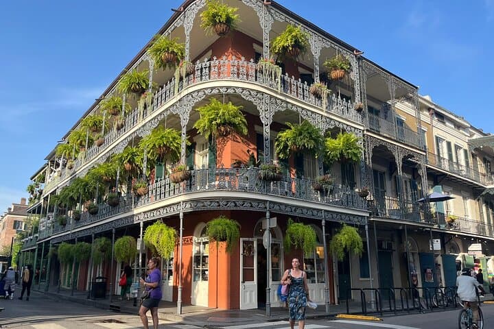French Quarter Sights & Stories — Historic Walking Tour in New Orleans photo 3