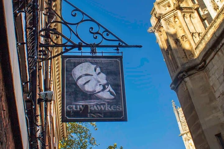 Gunpowder Plot Walking Tour in York: Dark History & Haunted Streets photo 3