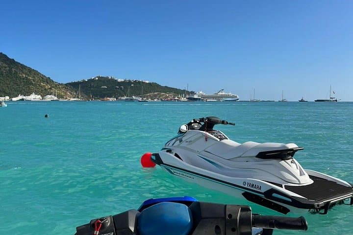 Ride Great Bay: 1-Hour Jet Ski Rental & Beach Access in Philipsburg, St Maarten photo 4