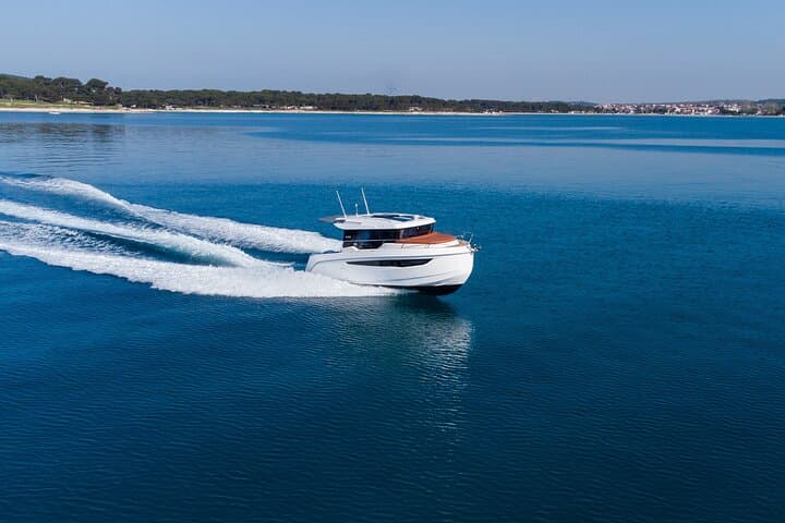 Set Sail on the Adriatic: A Luxurious Yacht Tour from Split photo 3