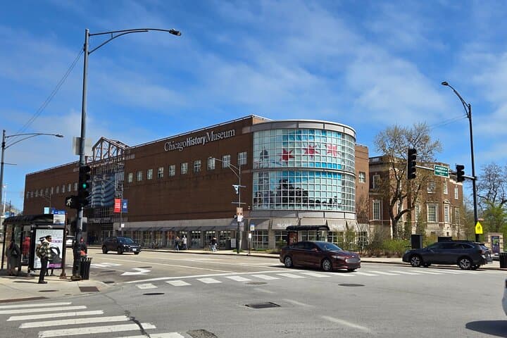 Private Chicago History Museum Tour: Insider Walking Experience in Lincoln Park