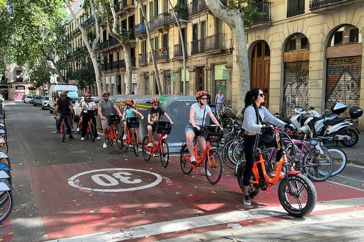 Barcelona Bike Tour from Sagrada Família to the Sea — 3-Hour Guided Ride photo 4