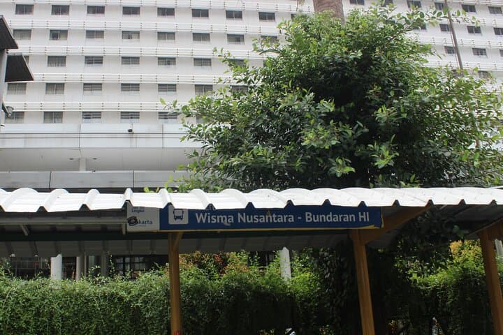 Jakarta MRT Walking Tour: Bundaran HI, Gelora Bung Karno & Blok M Exploration photo 2
