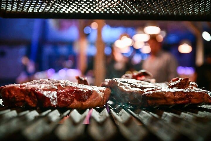 Feast at Camel Ranch: 8-Meat Slow-Smoke Dinner & Open-Air Party in Eilat photo 6