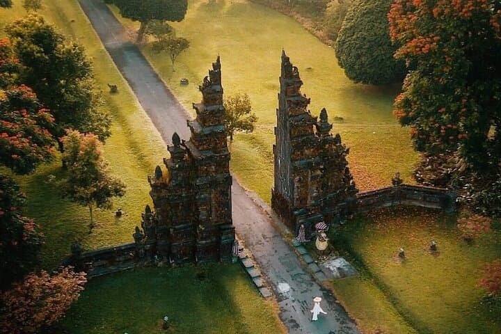 Customize a North Bali Day: Munduk Waterfalls, Temples & Rice Terraces photo 4