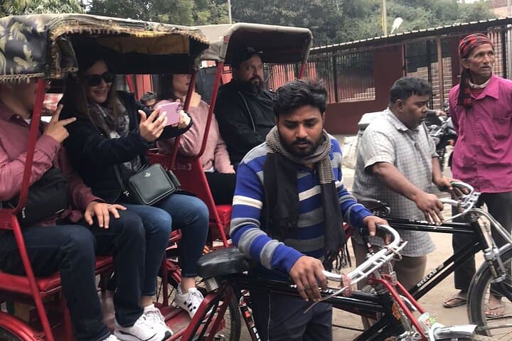 Delhi Old & New: Private Full-Day Guided City Tour photo 6