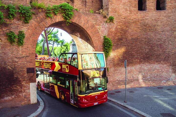 Skip-the-Line Pantheon & 24-Hour Rome Hop-On Hop-Off Bus Tour photo 2
