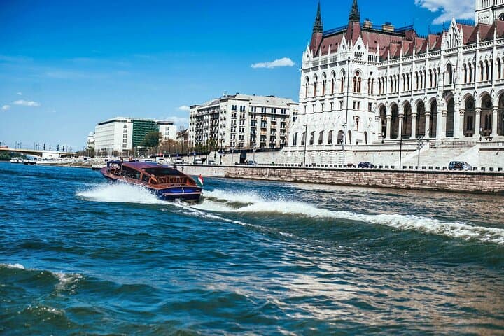 Private Danube Sightseeing Cruise: 50-Min Water Limousine Tour of Budapest photo 4
