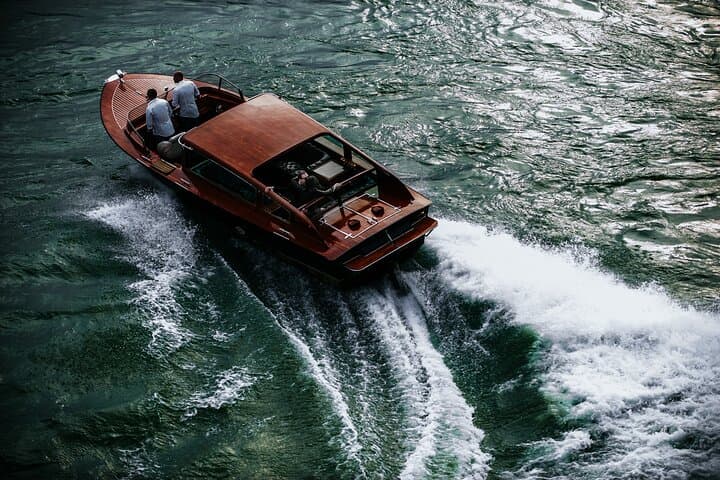Private Danube Sightseeing Cruise: 50-Min Water Limousine Tour of Budapest photo 6