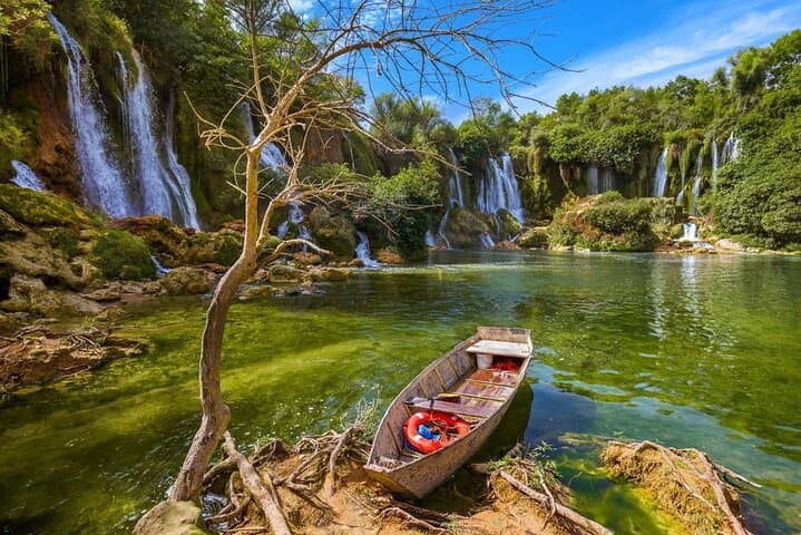 Half-Day Trip to Kravica Waterfalls from Mostar: Swim, Hike, and Scenic Pools photo 3