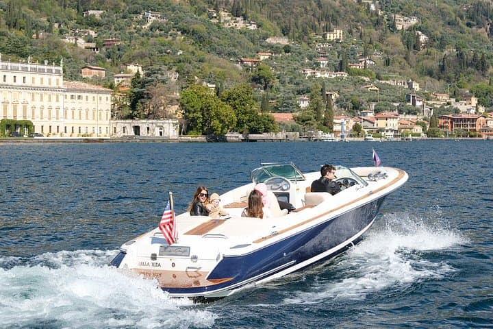 Private 2-Hour Speedboat Tour on Lake Garda with Skipper — West & East Coast Highlights photo 1