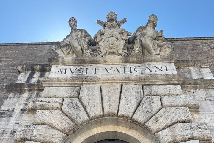 Evening Vatican Museums and Sistine Chapel Tour — After-Hours Guided Visit photo 2