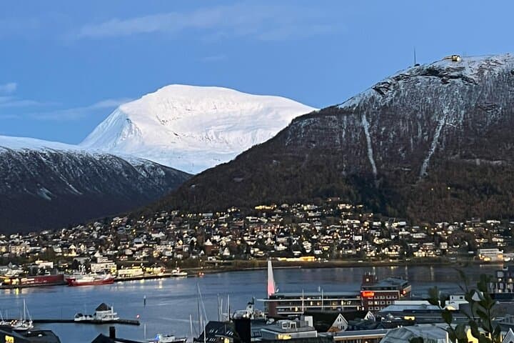 Arctic Capital Run: Guided 6km Tour of Tromsø's Fjords and History photo 6