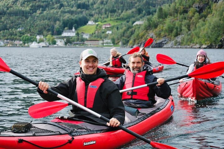 Geiranger Fjord Guided Kayak Tour: 2-Hour Beginner-Friendly Paddle photo 3