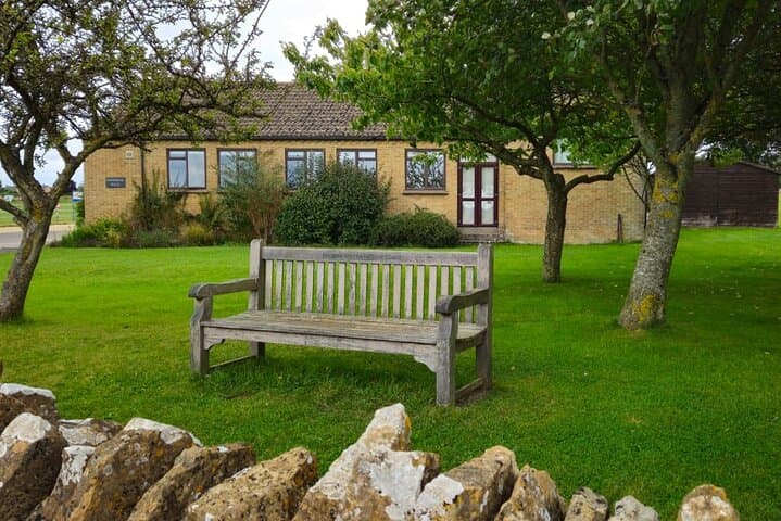 Explore Clarkson's Farm Filming Locations: Private Cotswolds Tour from London photo 5