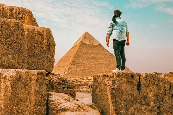 Private Cairo Day Trip from Hurghada: Fly to the Pyramids, Museum & Khan El Khalili in One Day photo 4