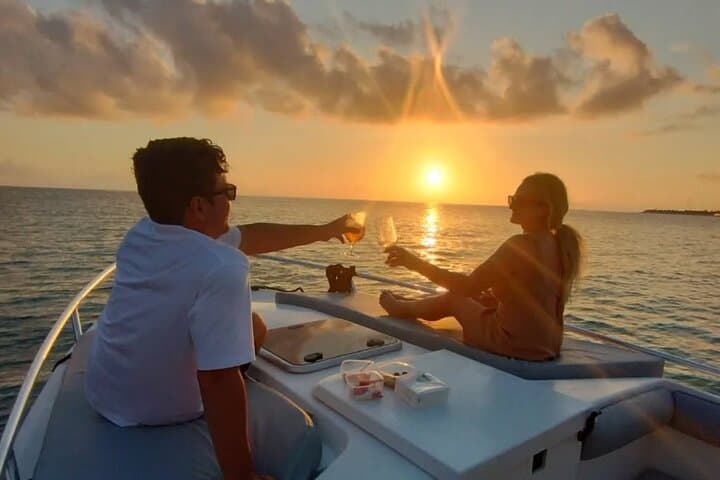 Private Boat Charter St Maarten: Custom Half- and Full-Day Snorkel & Beach Tours photo 4