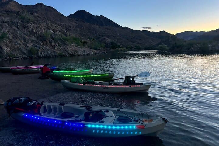 Sunset Kayak Through Black Canyon: Emerald, Echo & Lover's Caves on the Colorado River