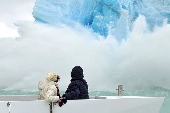 Sail Among Patagonia's Glaciers: Full-Day Catamaran to Upsala & Spegazzini