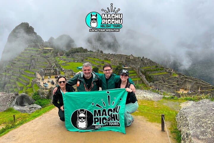 Two-Day Machu Picchu by Car: Aguas Calientes & Hydroelectric Route