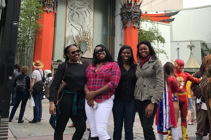 Experience Hollywood's Glitz and Coastal Charm: A Day Tour for Adventurers photo 4