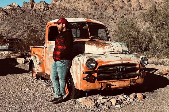 Las Vegas Day Trip: Red Rock, Hoover Dam & Nelson Ghost Town Minivan Tour photo 4