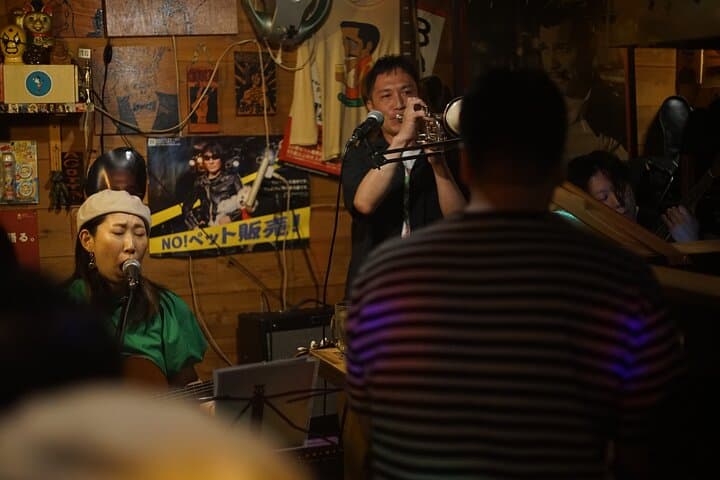 Osaka Indie Music and Local Dinner Adventure: Private Nightlife Tour photo 3