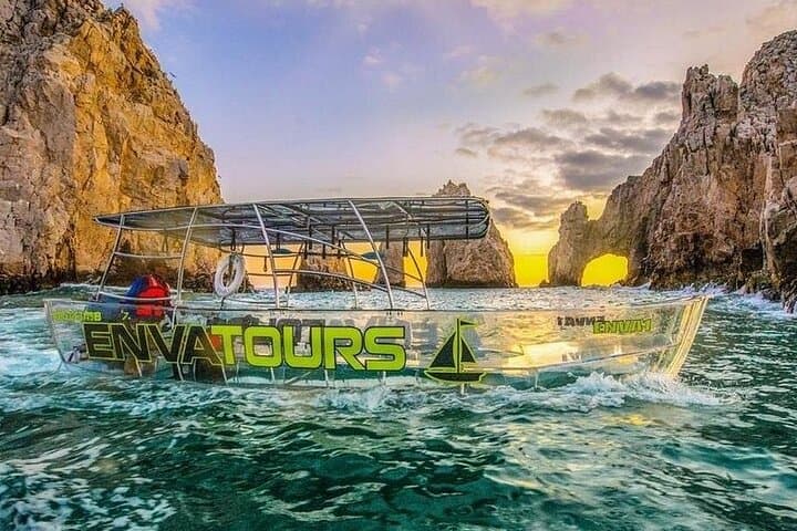 Transparent Boat Tour to Cabo San Lucas Arch and Playa del Amor photo 2