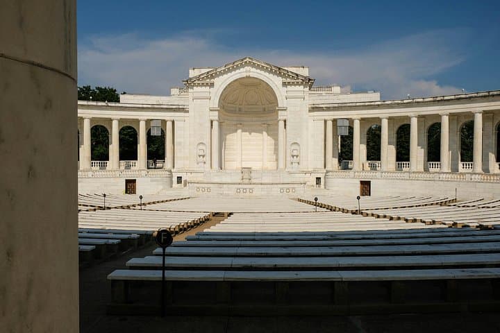 Private Tour of Arlington National Cemetery with Hotel Pickup — A Guided Walk Through History photo 2