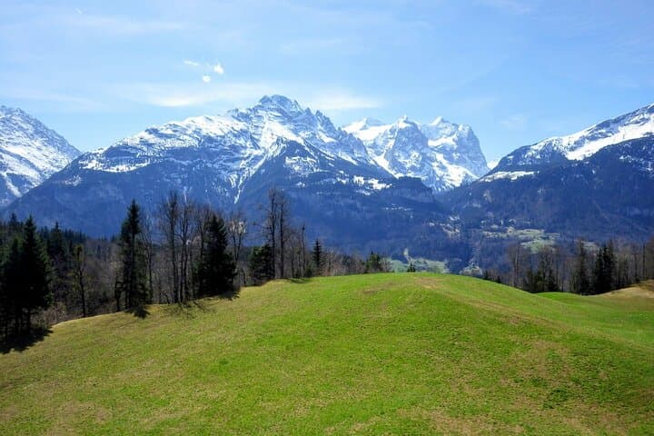 Bitcoin Crash Course and Scenic Lakes Tour from Bern: Learn Bitcoin While Seeing Interlaken & Brienz