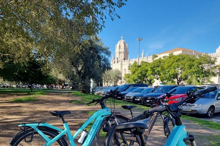 Lisbon E-Bike Ride to Belém with Pastel de Belém Tasting photo 3